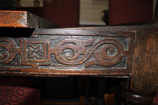 A 17th century style oak draw leaf table, W.4ft D.2ft 8in. H.2ft 6in.